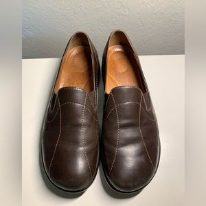 Dansko Shoes Womens 39 US 8.5-9  Brown Leather Loafers Slip On Comfort